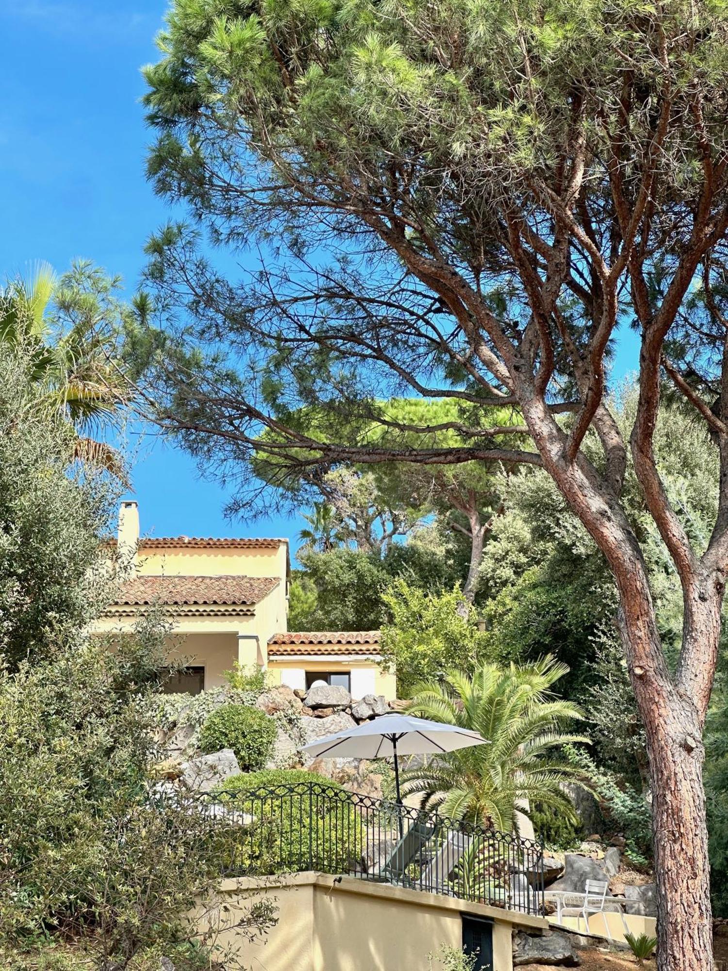 Villa Boca A Gigaro - Avec Vue Et Piscine Chauffee La Croix-Valmer Eksteriør bilde